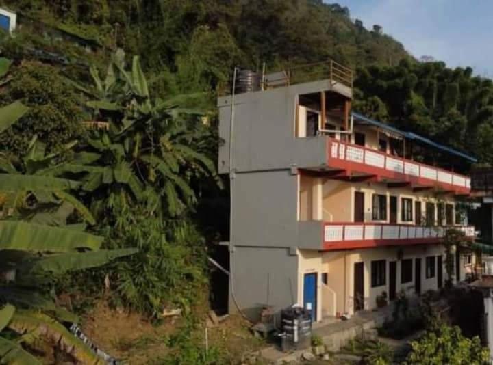 Peace Guest House Pokhara Exterior photo