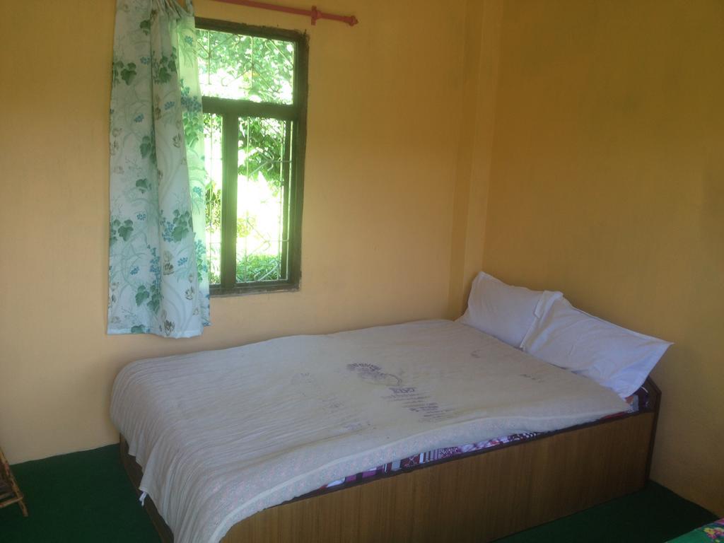Peace Guest House Pokhara Room photo