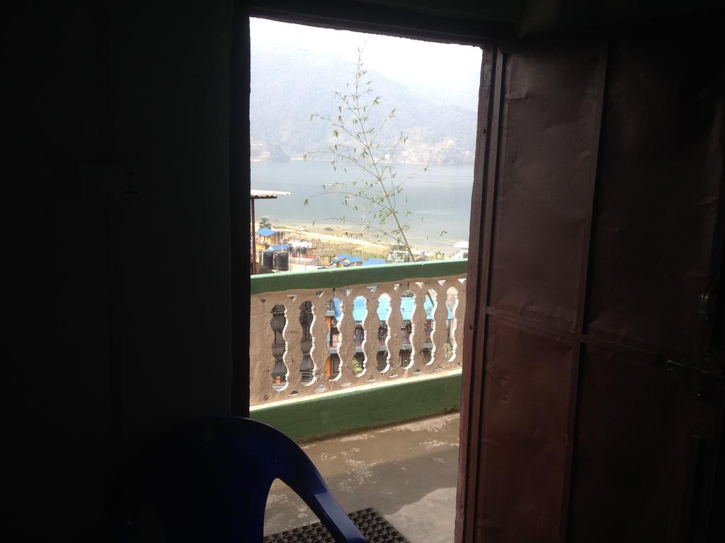 Peace Guest House Pokhara Room photo