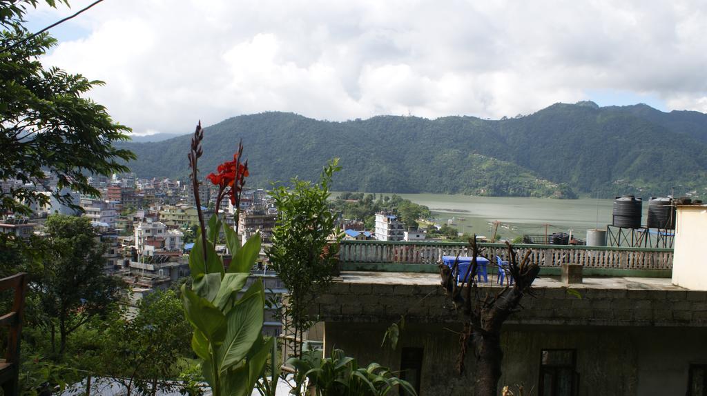 Peace Guest House Pokhara Exterior photo